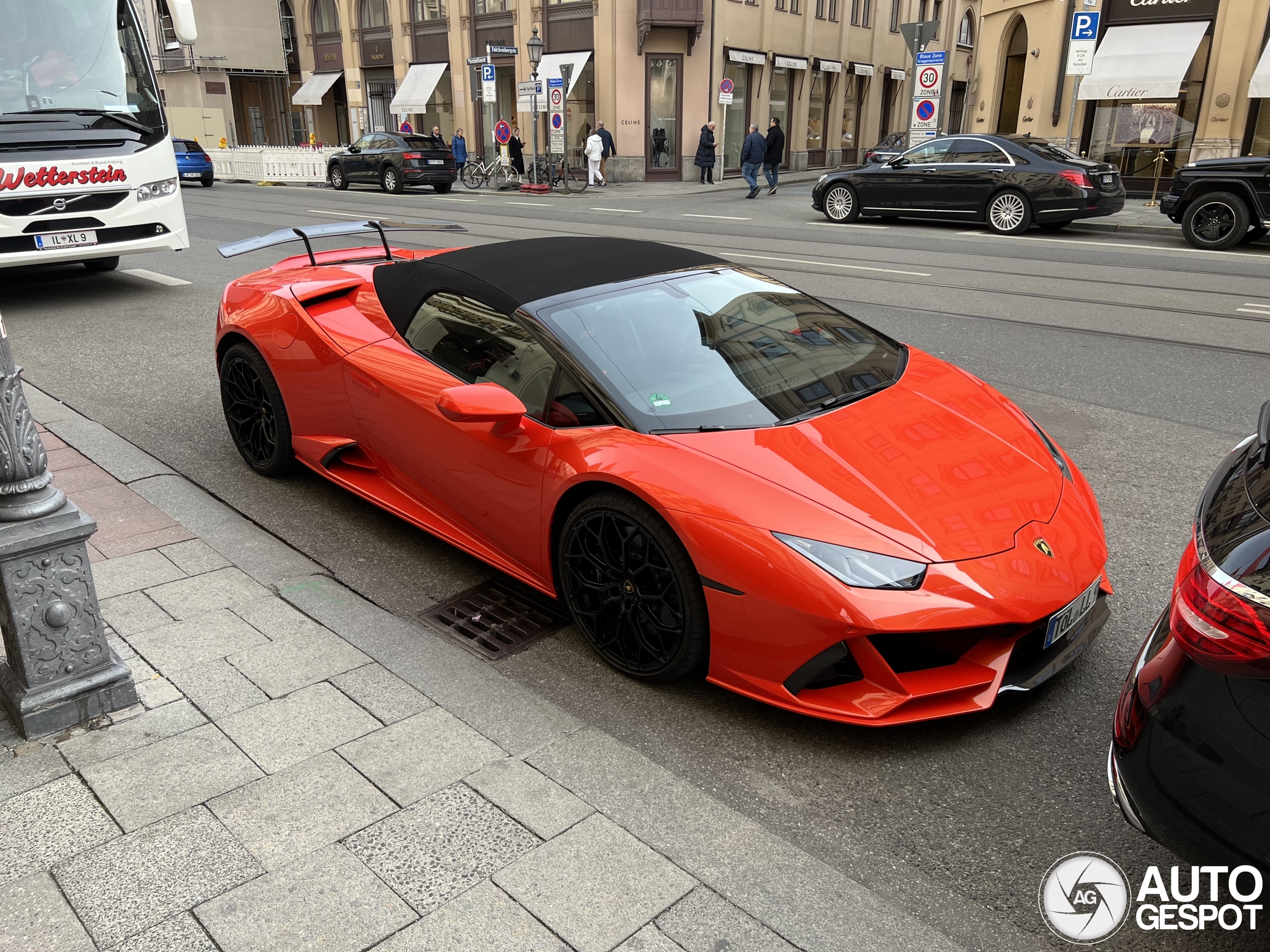 Lamborghini Huracán LP640-4 EVO Spyder