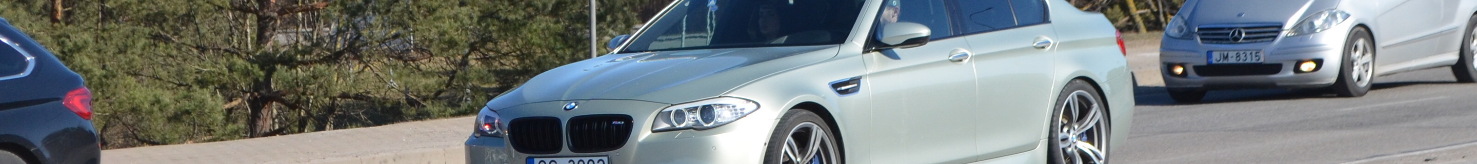 BMW M5 F10 2011
