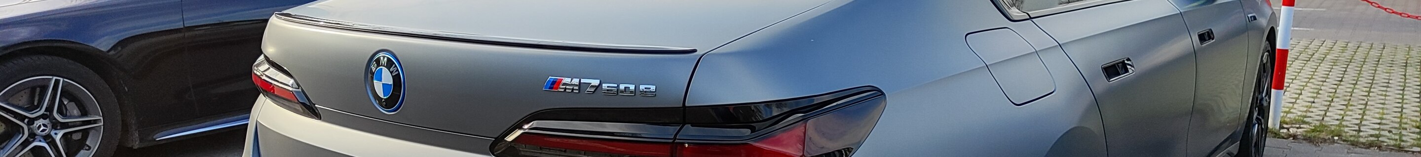 BMW M760e xDrive
