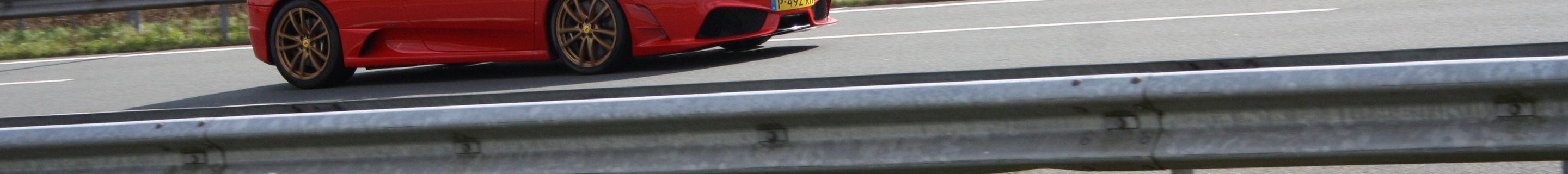 Ferrari Scuderia Spider 16M