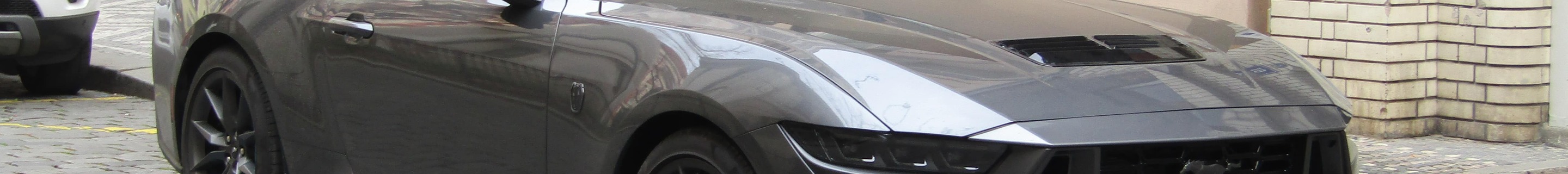 Ford Mustang Dark Horse 2024