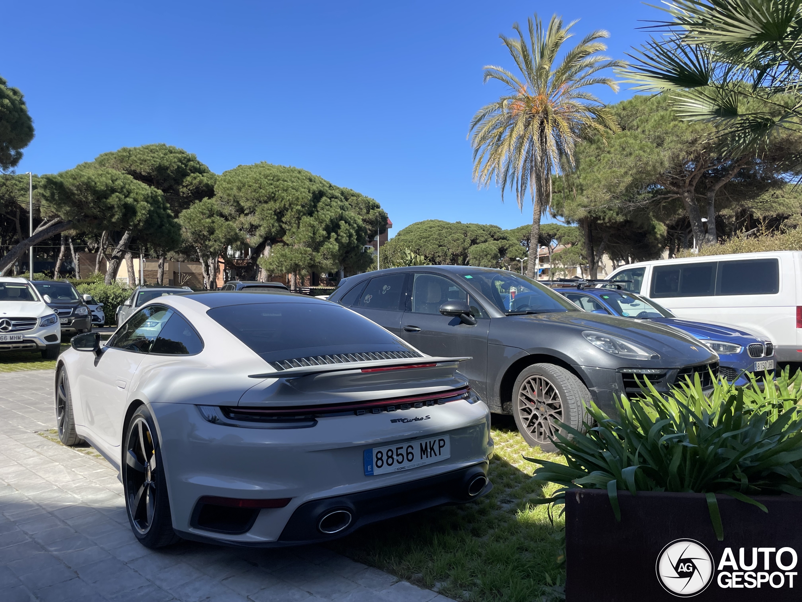 Porsche 992 Turbo S MkI - 29 March 2025 - Autogespot