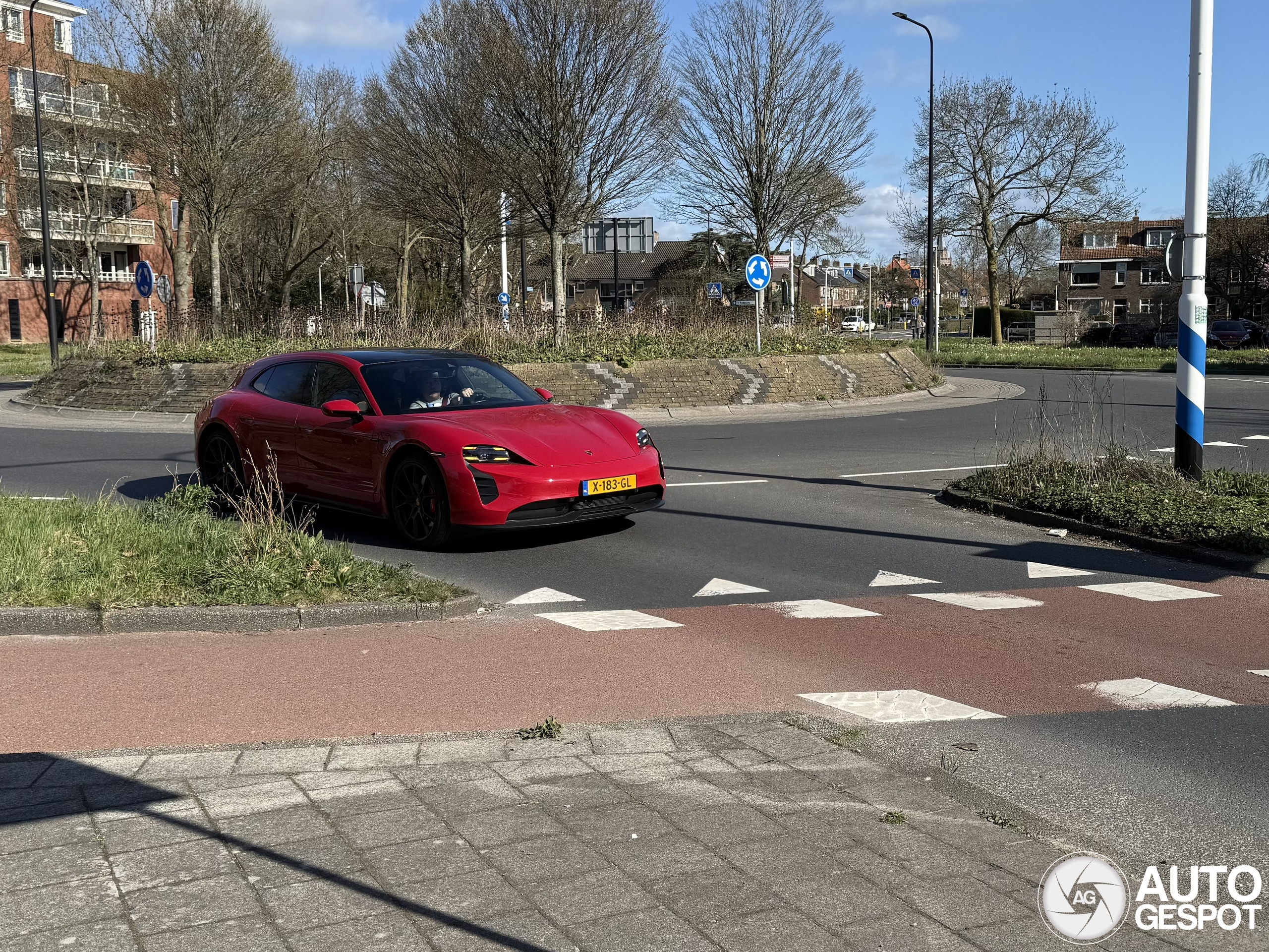 Porsche Taycan GTS Sport Turismo