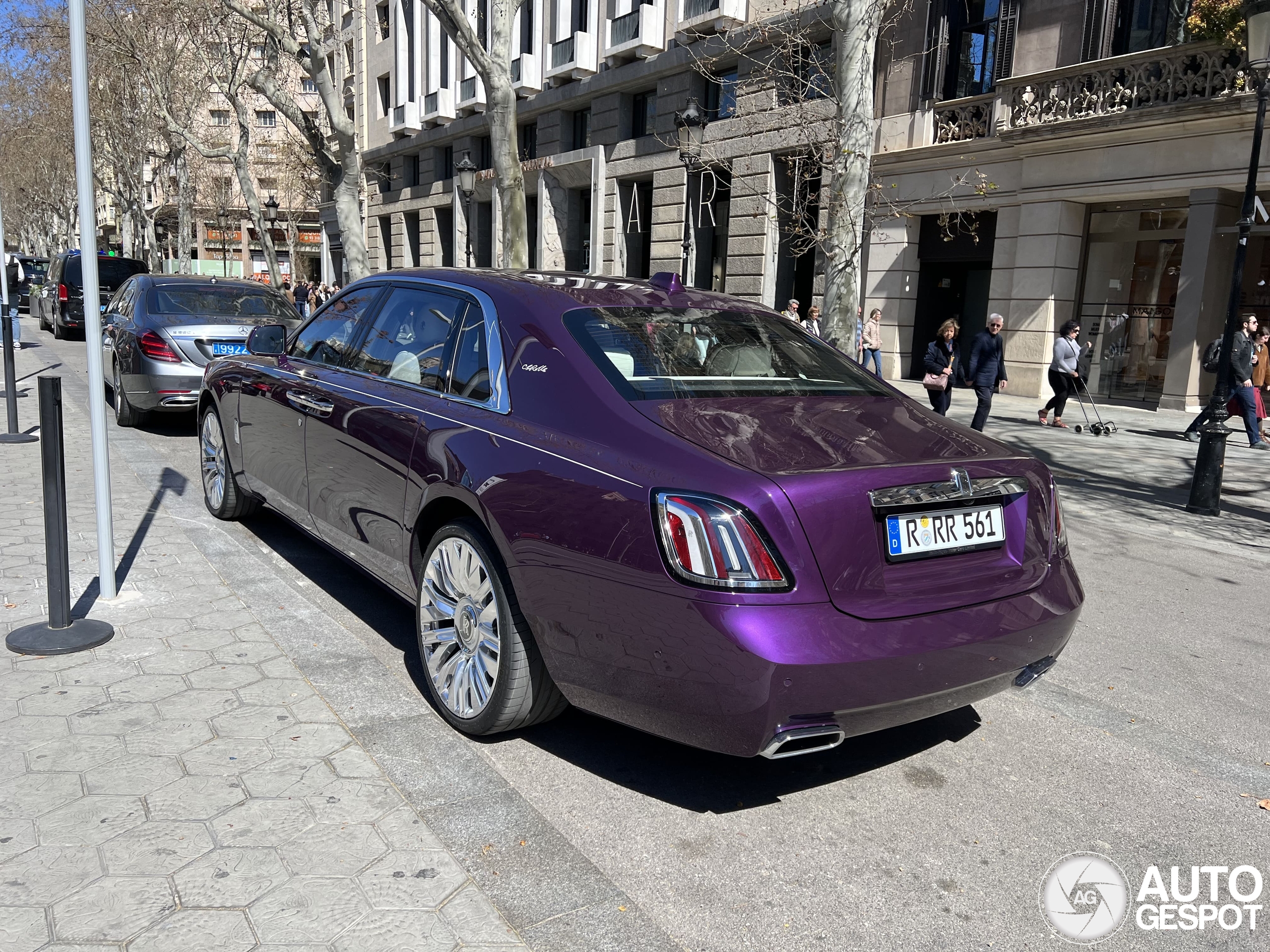 Primeur: de extra lange Rolls-Royce Ghost Series II