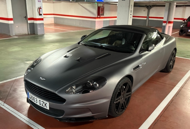 Aston Martin DB9 Volante