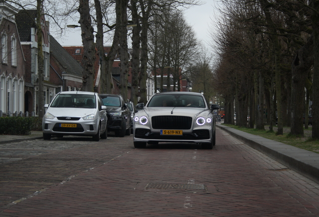 Bentley Flying Spur Hybrid S