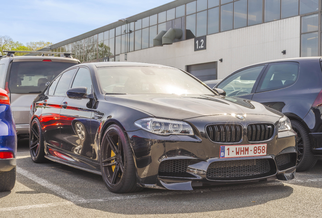 BMW M5 F10 2011