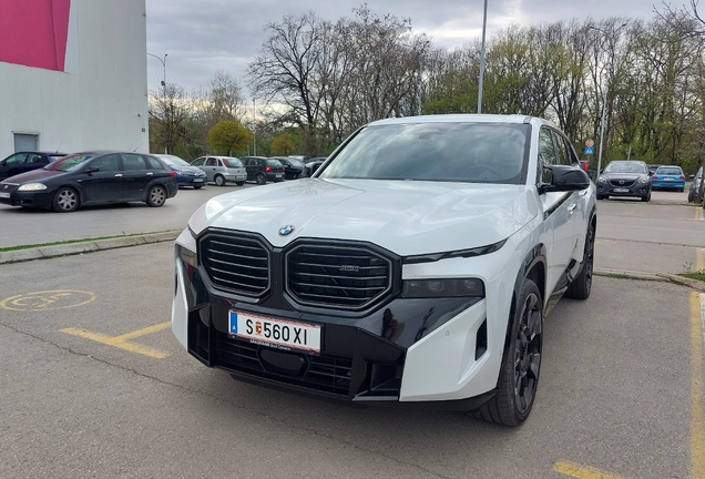 BMW XM G09
