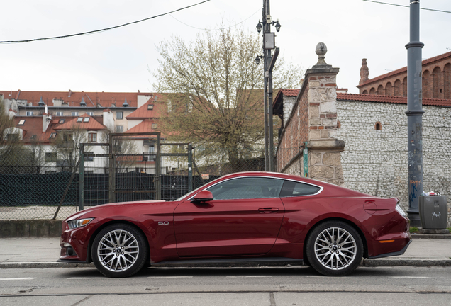 Ford Mustang GT 2015