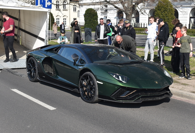 Lamborghini Aventador LP780-4 Ultimae Roadster