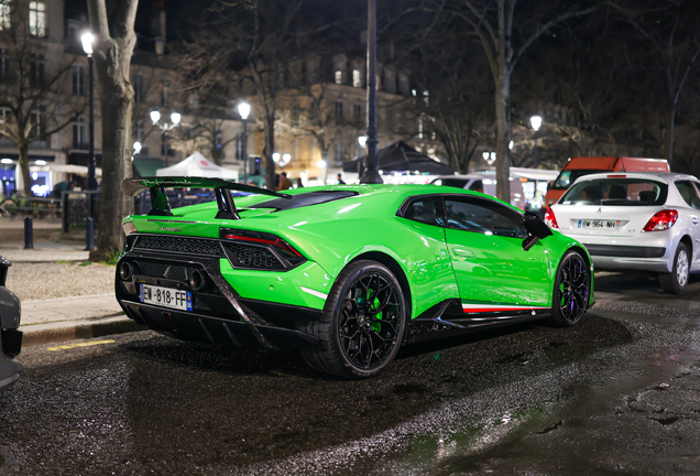 Lamborghini Huracán LP640-4 Performante