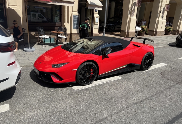 Lamborghini Huracán LP640-4 Performante Spyder