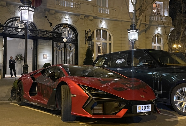 Lamborghini Revuelto
