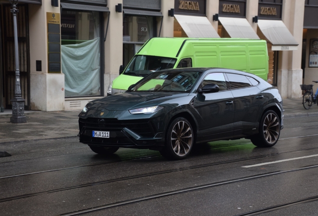 Lamborghini Urus S