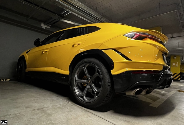 Lamborghini Urus S