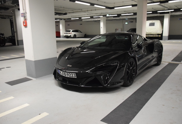 McLaren Artura Spider