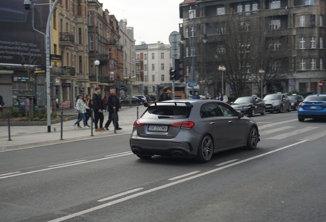 Mercedes-AMG A 45 S W177