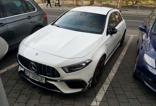 Mercedes-AMG A 45 W177