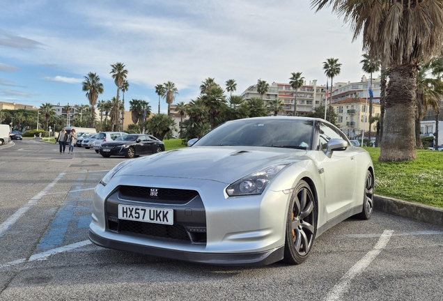 Nissan GT-R