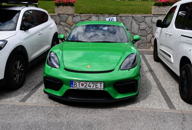 Porsche 718 Cayman GT4