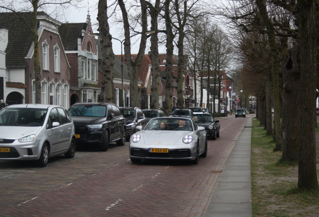Porsche 992 Carrera 4S Cabriolet MkI