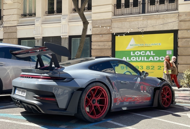 Porsche 992 GT3 RS MkI Weissach Package