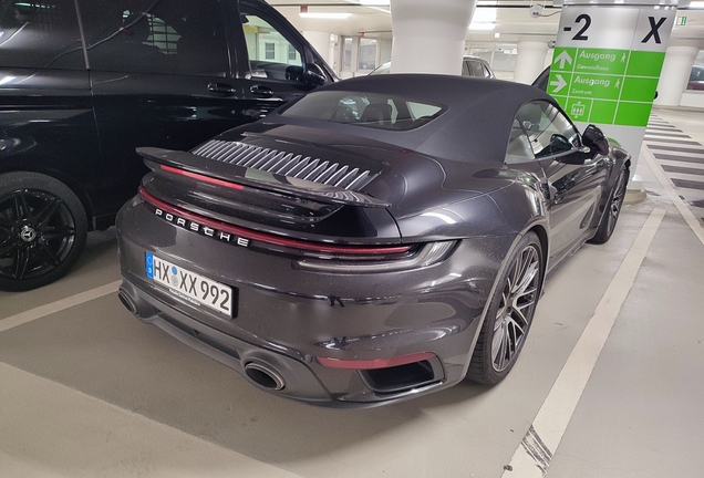 Porsche 992 Turbo Cabriolet