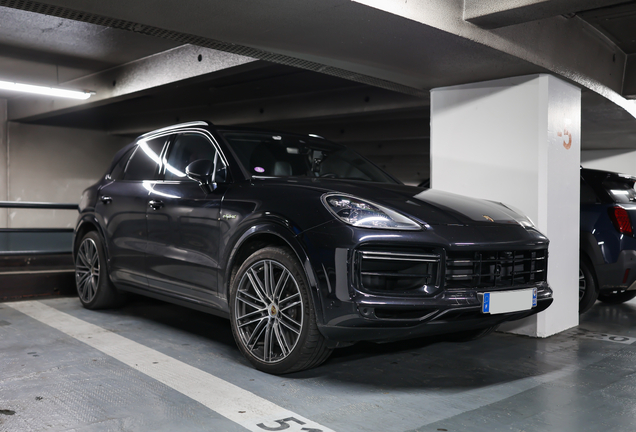 Porsche Cayenne Turbo S E-Hybrid