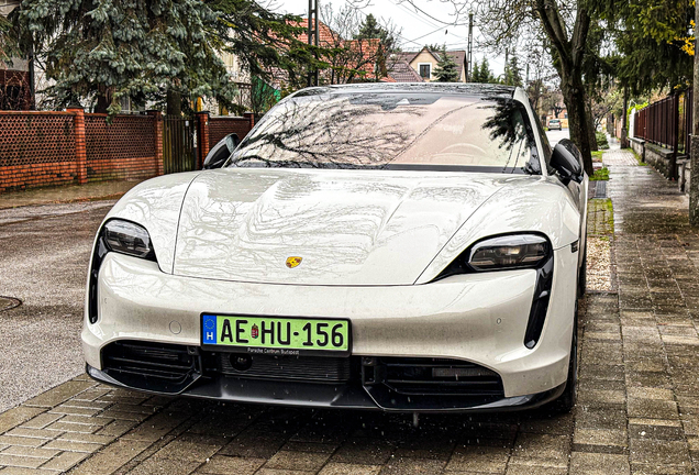 Porsche Taycan Turbo Sport Turismo