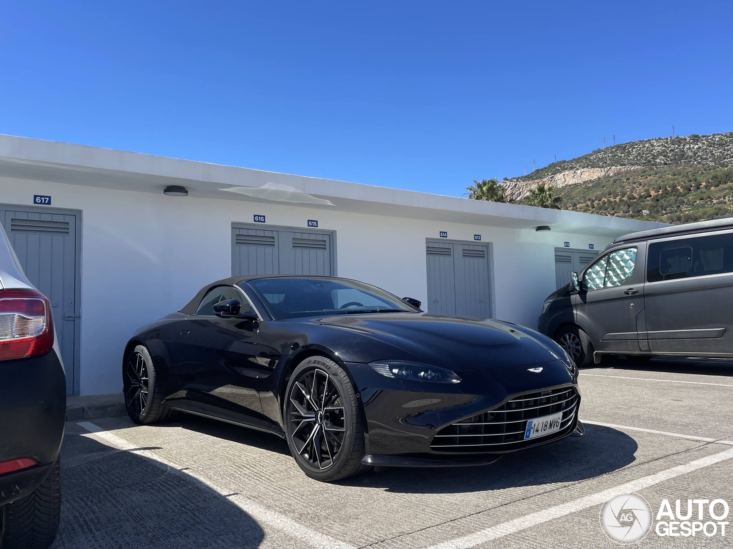 Aston Martin V8 Vantage Roadster 2020