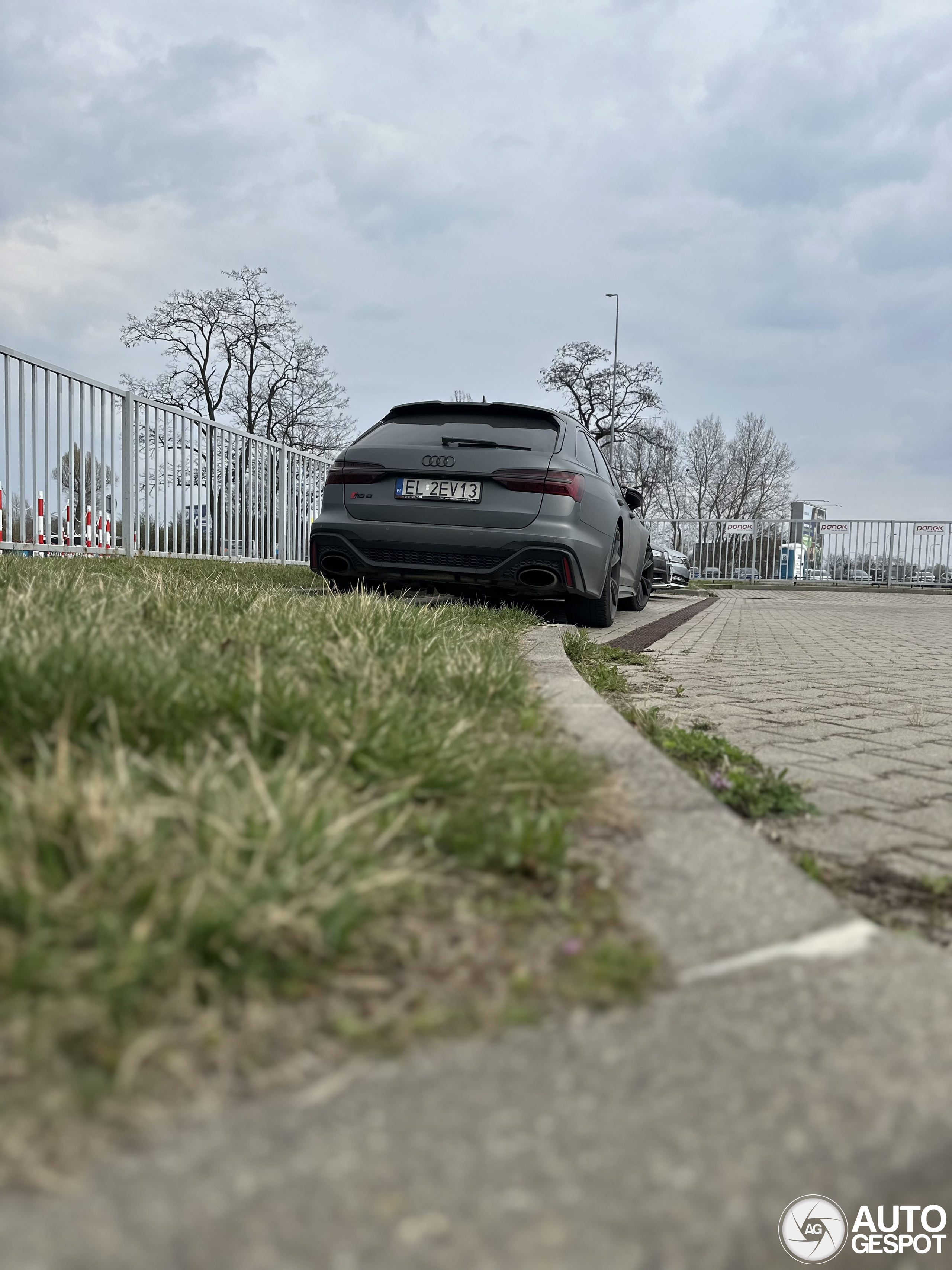 Audi RS6 Avant C8