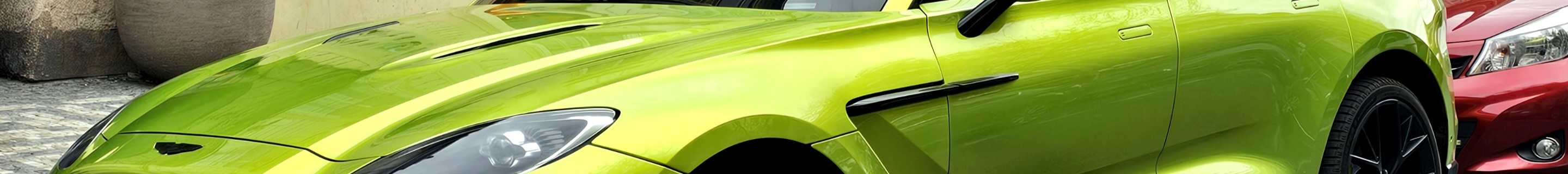 Aston Martin DBX707