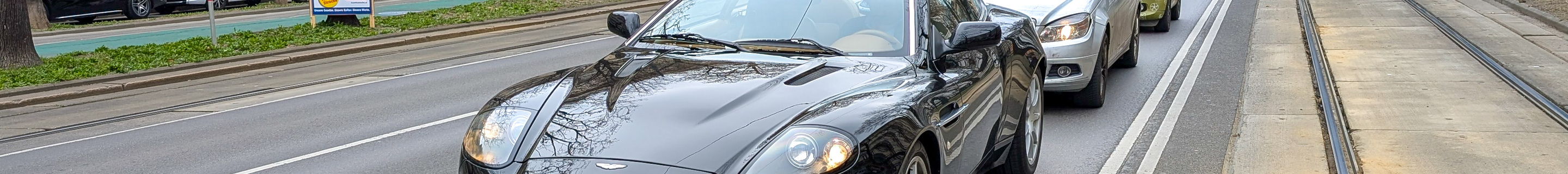 Aston Martin Vanquish