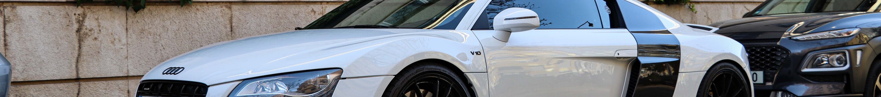 Audi R8 V10