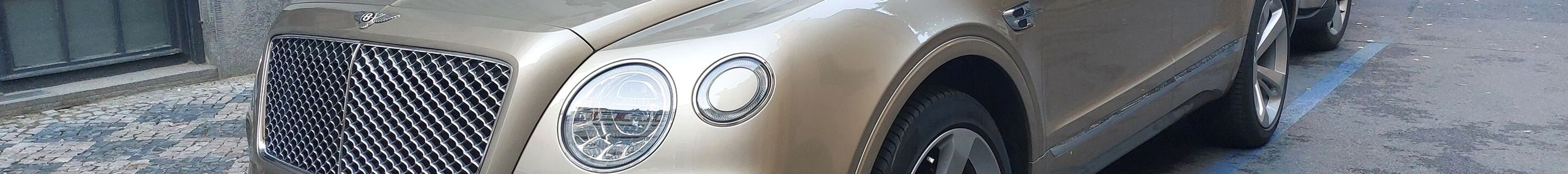 Bentley Bentayga V8