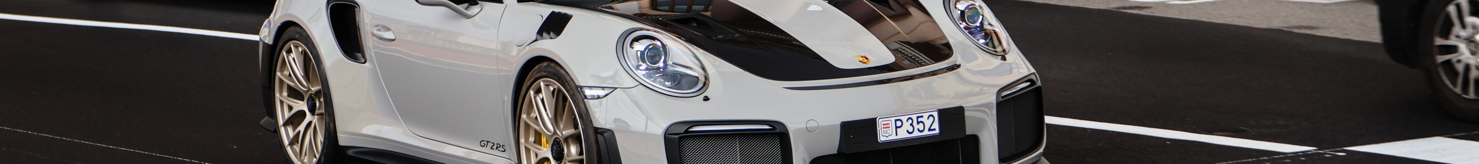 Porsche 991 GT2 RS Weissach Package