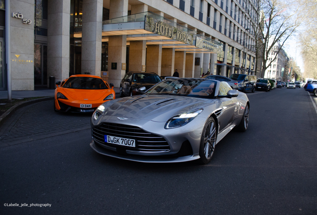 Aston Martin DB12 Volante
