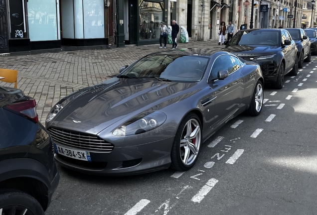 Aston Martin DB9