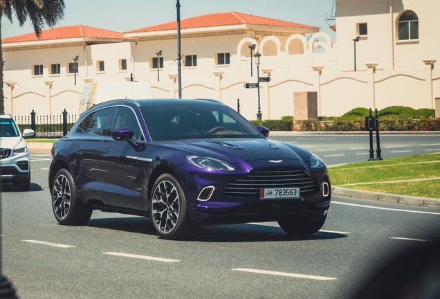 Aston Martin DBX
