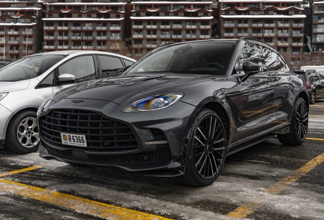 Aston Martin DBX707