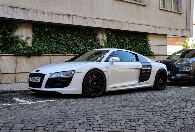 Audi R8 V10