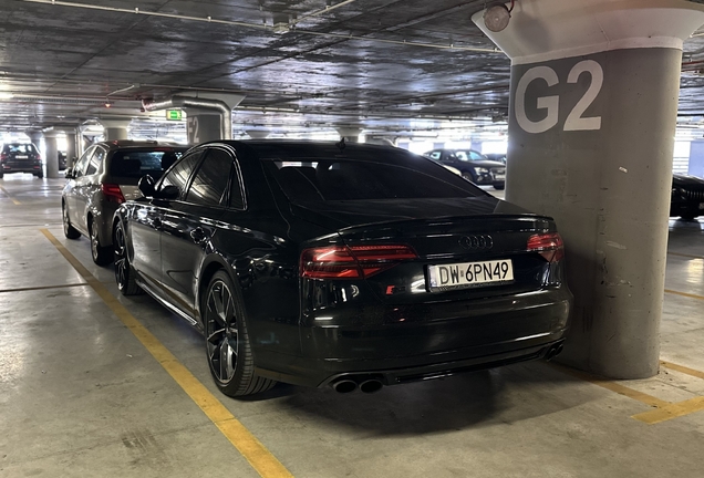 Audi S8 D4 Plus