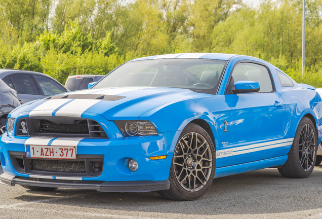 Ford Mustang Shelby GT500 2013