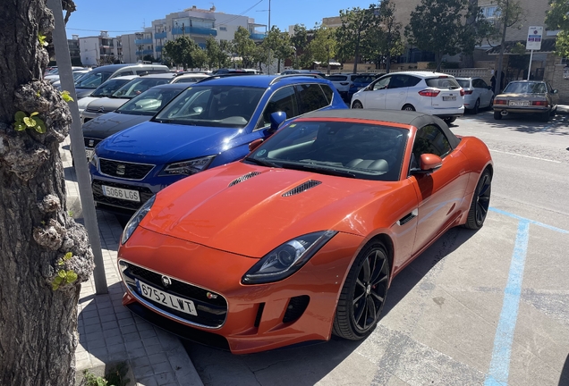 Jaguar F-TYPE S Convertible
