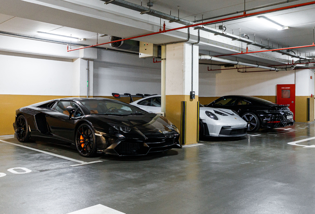 Lamborghini Aventador LP700-4 Roadster