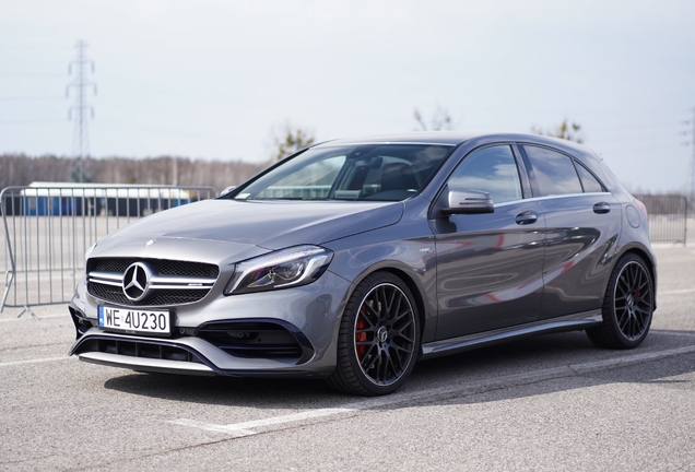 Mercedes-AMG A 45 W176 2015