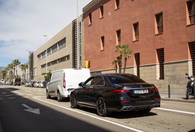 Mercedes-AMG E 63 S W213 2021