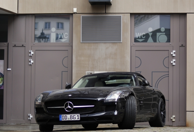 Mercedes-Benz SLS AMG GT Roadster