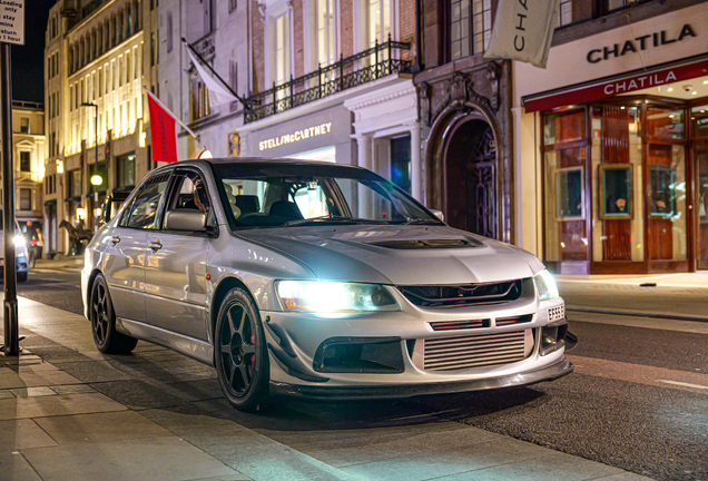 Mitsubishi Lancer Evolution VIII GSR