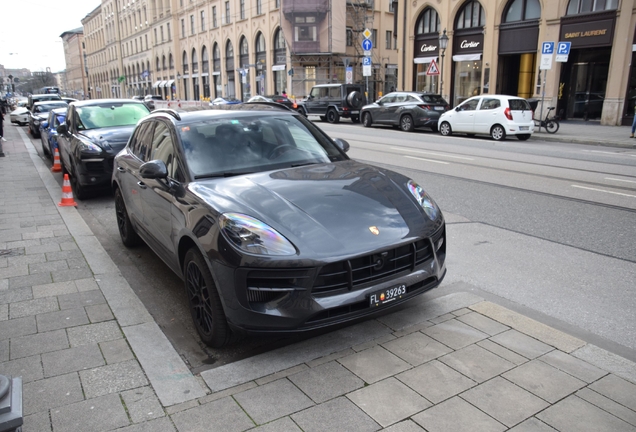 Porsche 95B Macan GTS MkII